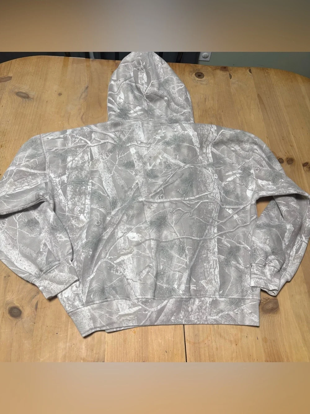 Abercrombie & Fitch Men's Light Grey Camo Hoodie